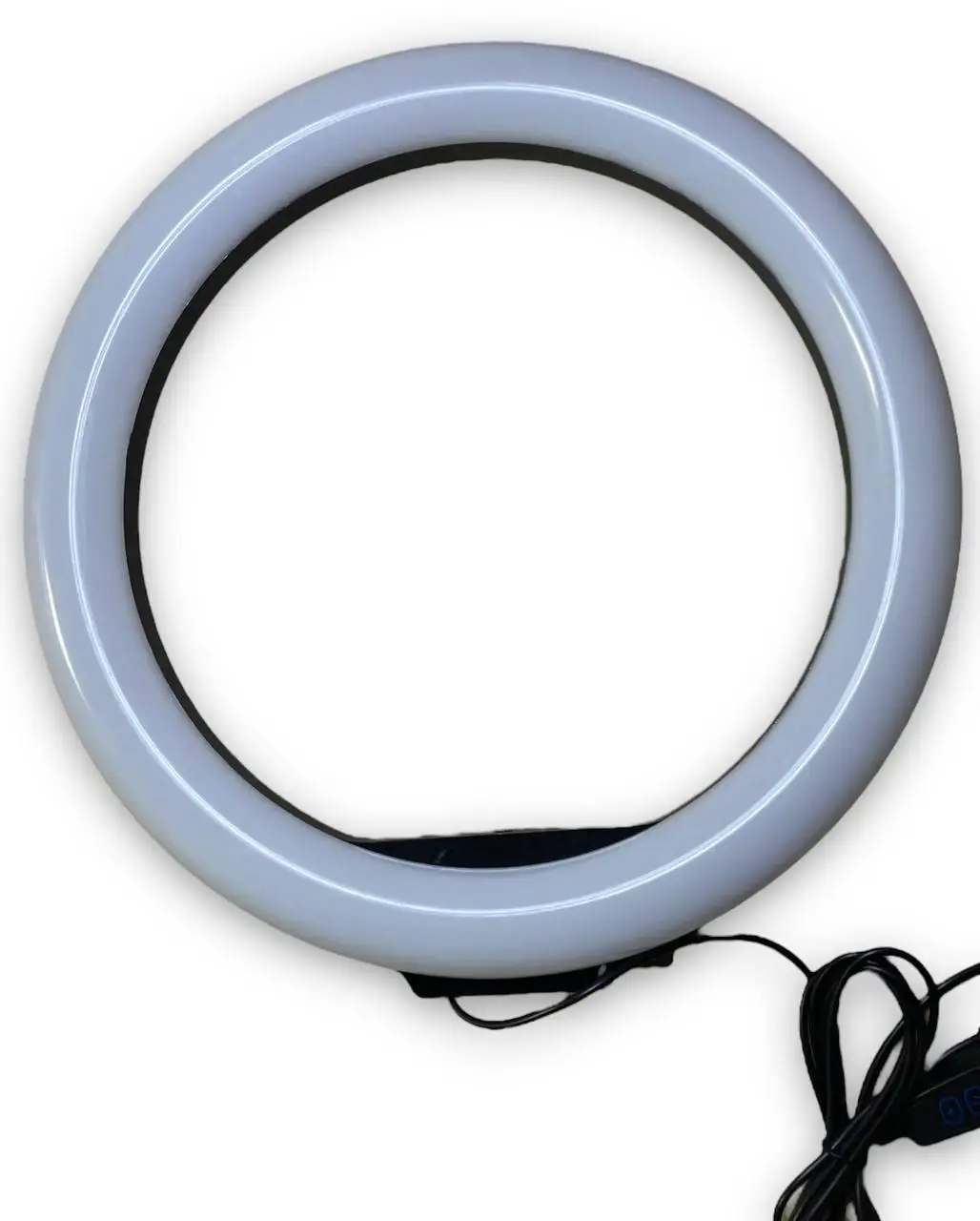 4266745229_koltsevaya-led-lampa.png 4266745229_koltsevaya-led-lampa.png