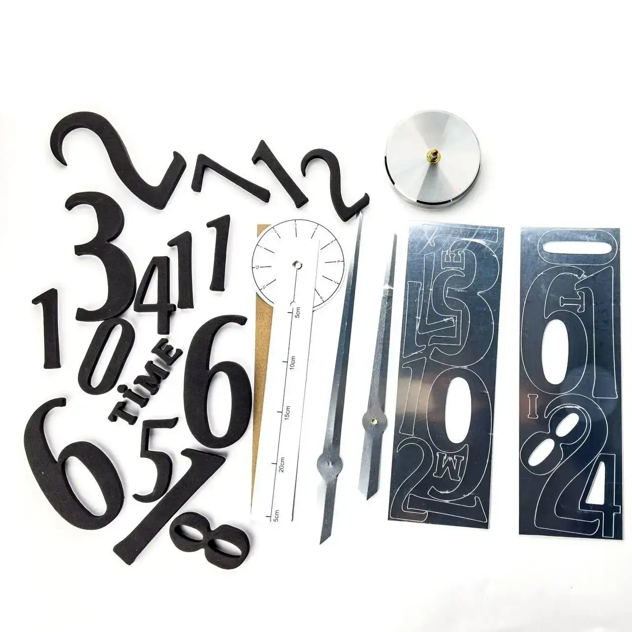 5547640933_bolshie-nastennye-chasy.png 5547640933_bolshie-nastennye-chasy.png