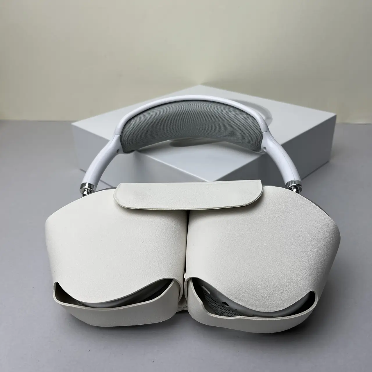 6144815319_naushniki-bluetooth-airpods.png 6144815319_naushniki-bluetooth-airpods.png
