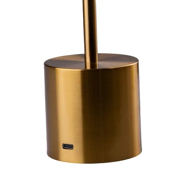 6786645189_svitlodiodna-nastilna-lampa.png